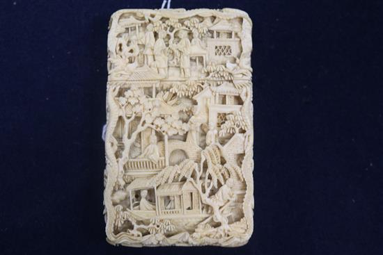 A Chinese export ivory card case, 19th century, 10.6cm